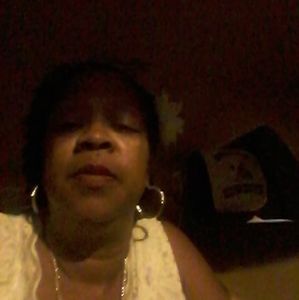 Meet your Posher, Laurie